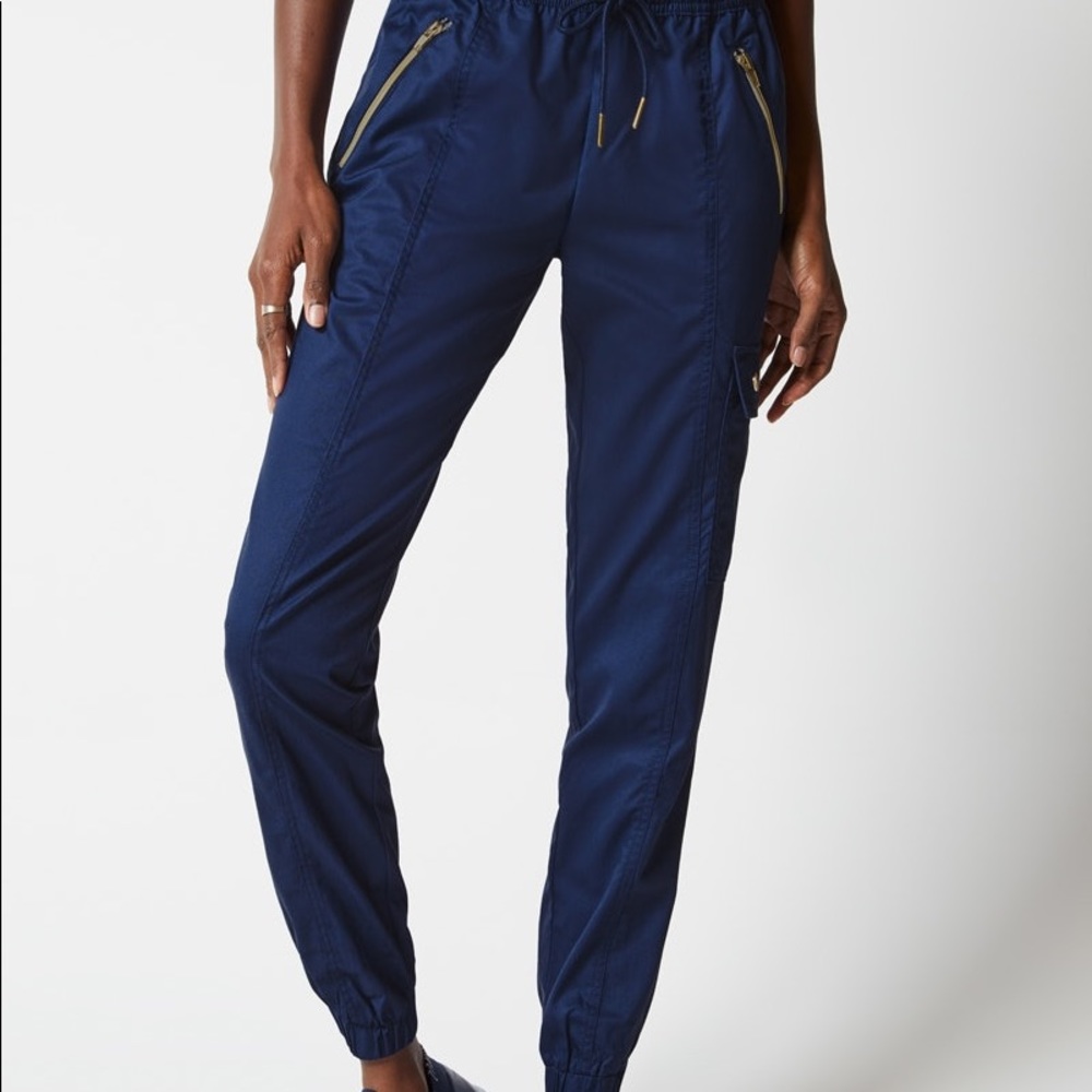 Jaanuu jogger scrub pants